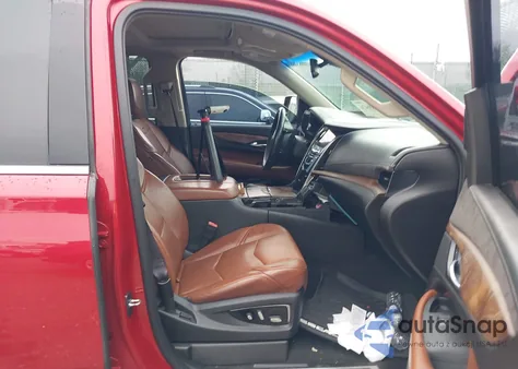 2015 Cadillac Escalade Luxury из США, поврежденный, VIN 1GYS4MKJ0FR535385